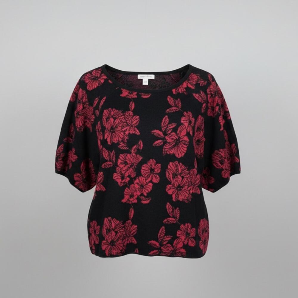👚 Liz Claiborne Black and Red Floral Sweater